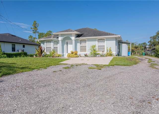 Property at 2335 Desoto Blvd S, Naples, FL 34117, 4 beds, 2 baths