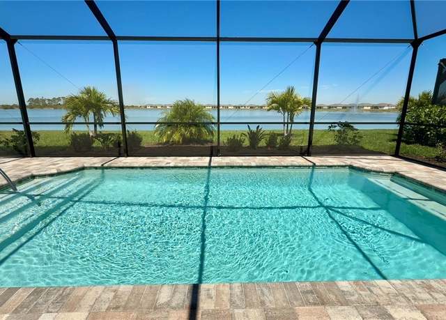 Property at 303 Spring Hill Lake Loop, Cape Coral, FL 33993, 3 beds, 2 baths