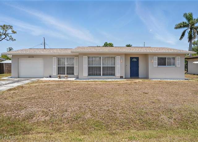 Property at 2119 Ephraim Ave, Fort Myers, FL 33907, 2 beds, 2 baths