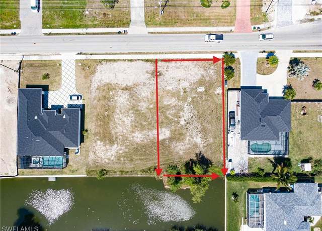 Property at 1910 NE 6th St, Cape Coral, FL 33909