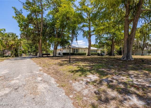Property at 217 W Del Monte Ave, Clewiston, FL 33440, 3 beds, 2 baths
