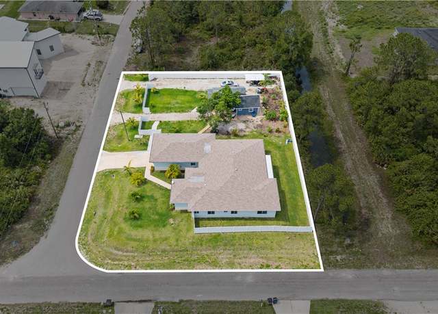 Property at 304 Bradley Ave, Lehigh Acres, FL 33974, 6 beds, 4 baths
