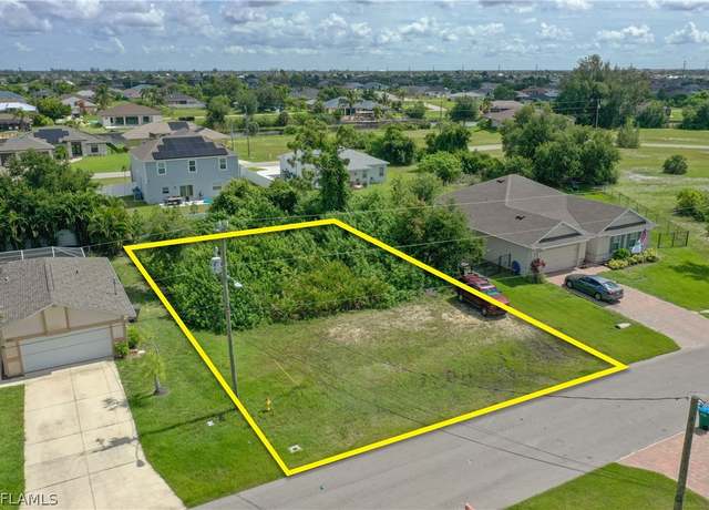Property at 2707 SW 2nd Ln, Cape Coral, FL 33991
