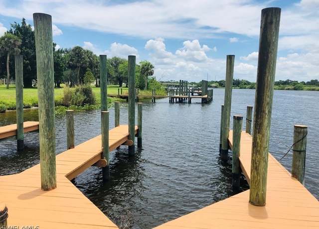 Property at 21070 Captain Nelson Ct, Alva, FL 33920