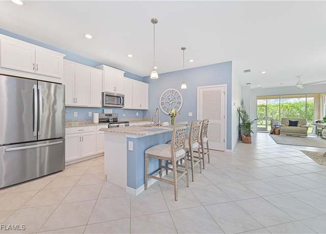 Property at 4209 Bloomfield St, Fort Myers, FL 33916, 2 beds, 2 baths