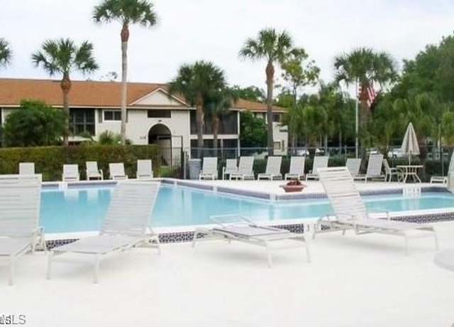 Property at 8101 S Woods Cir #6, Fort Myers, FL 33919, 2 beds, 2 baths