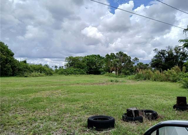 Property at 3541 Martin Ct, Fort Myers, FL 33916