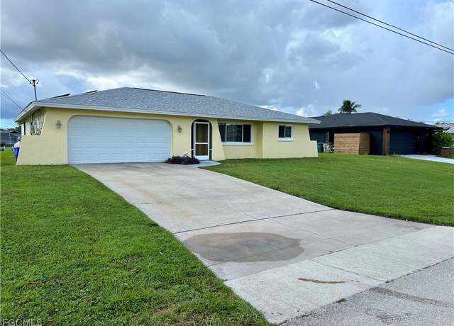 Property at 1158 SE 32nd St, Cape Coral, FL 33904, 3 beds, 2 baths