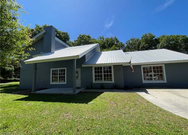 Property at 200 Ridgewood Ave, Clewiston, FL 33440, 3 beds, 2 baths