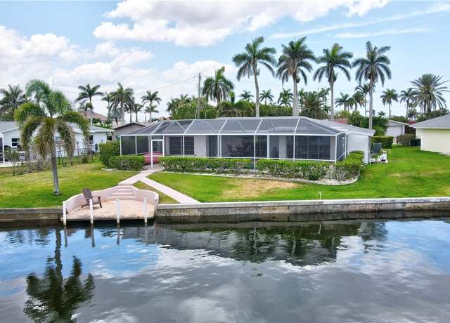 Property at 149 Bayshore Dr, Cape Coral, FL 33904, 2 beds, 2 baths