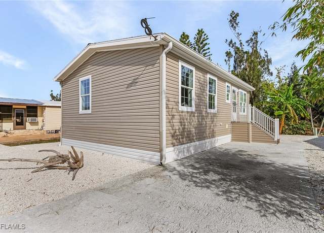 Property at 7264 Drum Dr, St. James City, FL 33956, 2 beds, 2 baths