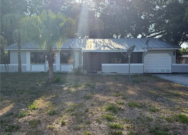 Property at 4004 Sena Ln, Labelle, FL 33935, 3 beds, 2 baths