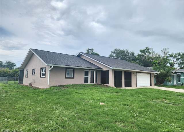 Property at 1425 SE 25th Ln, Cape Coral, FL 33904, 3 beds, 2 baths