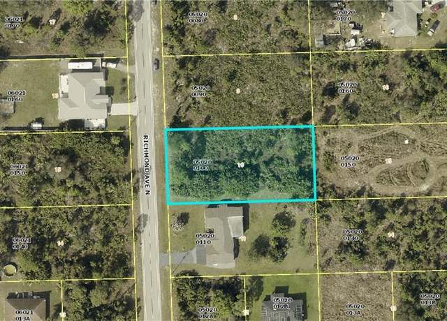 Property at 904 Richmond Ave N, Lehigh Acres, FL 33972