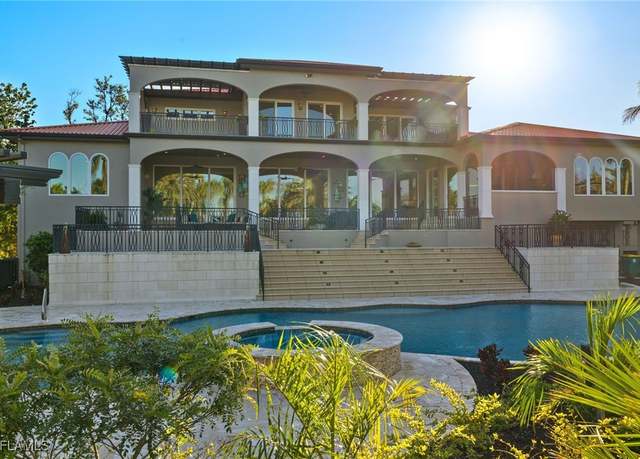 Property at 330 Cowry Ct, Sanibel, FL 33957, 5 beds, 5 baths