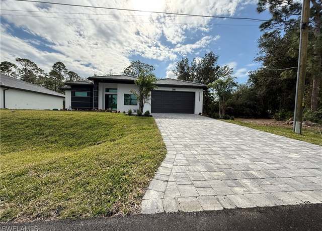 Property at 2909 10th St W, Lehigh Acres, FL 33971, 3 beds, 2 baths