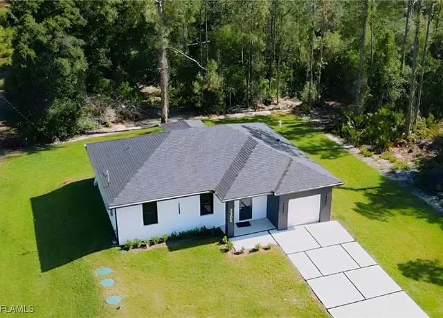 Property at 3305 Leeland Heights Blvd, Lehigh Acres, FL 33936, 3 beds, 2 baths