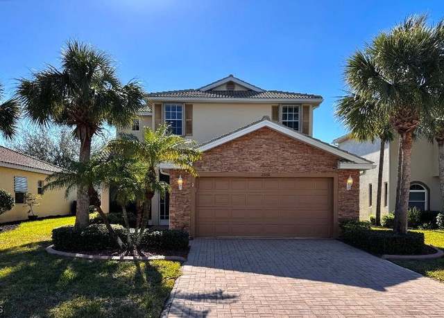 Property at 2560 Keystone Lake Dr, Cape Coral, FL 33909, 4 beds, 2.5 baths