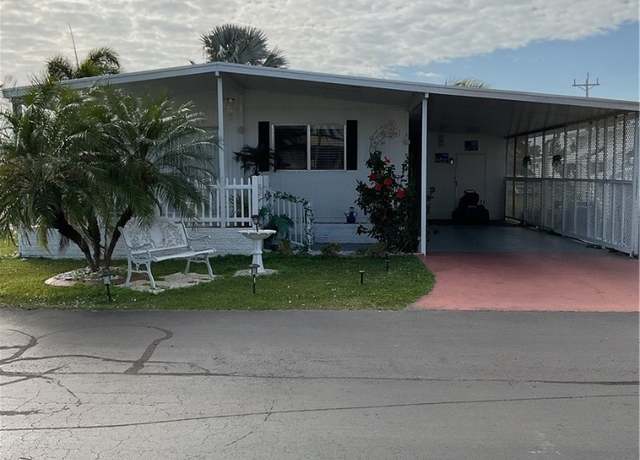 Property at 552 Freedom St, North Fort Myers, FL 33917, 2 beds, 2 baths