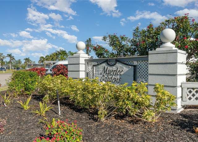 Property at 6836 Sandtrap Dr #3, Fort Myers, FL 33919, 2 beds, 2 baths