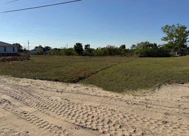 Property at 522 NE 15th Ter, Cape Coral, FL 33909