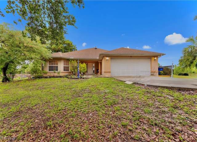 Property at 1721 Mckinley Ave, Lehigh Acres, FL 33972, 3 beds, 3 baths