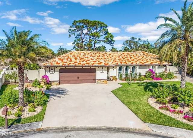 Property at 13750 Mcgregor Blvd, Fort Myers, FL 33919, 4 beds, 3 baths