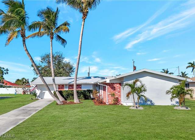 Property at 1421 SE 34th Ter, Cape Coral, FL 33904, 3 beds, 3 baths