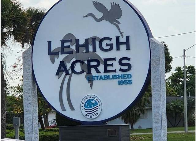 Property at 2911 14th St SW, Lehigh Acres, FL 33976