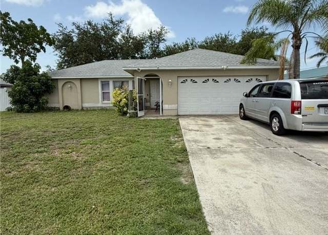 Property at 404 SE 19th Ln, Cape Coral, FL 33990, 3 beds, 2 baths