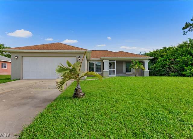 Property at 2910 65th St W, Lehigh Acres, FL 33971, 3 beds, 2 baths