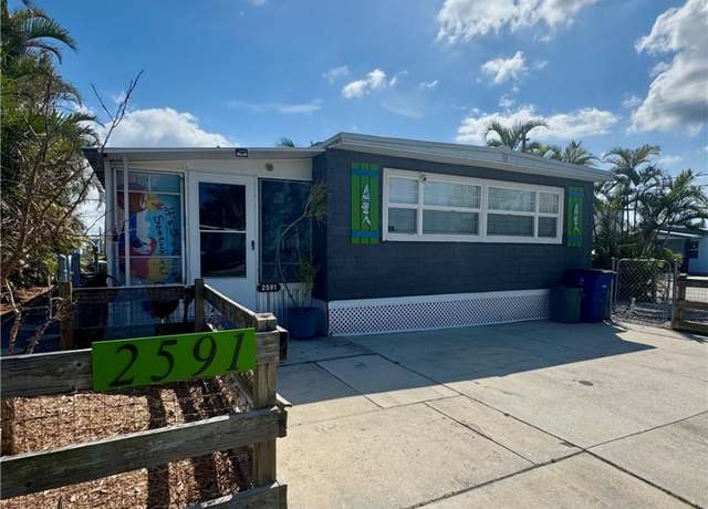 Property at 2591 Cay Cv, Matlacha, FL 33993, 2 beds, 1.5 baths