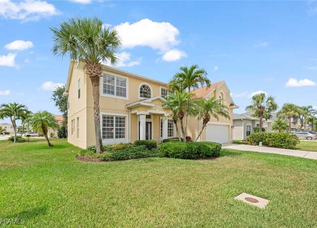 Property at 9501 Gladiolus Blossom Ct, Fort Myers, FL 33908, 4 beds, 2.5 baths