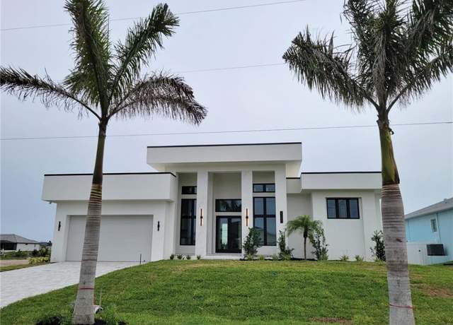 Property at 4240 NW 33rd Ln, Cape Coral, FL 33993, 3 beds, 3 baths