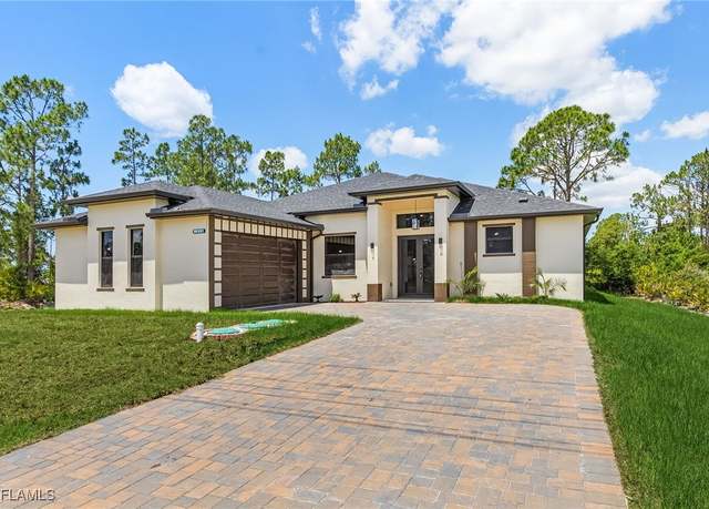 Property at 956 Columbus Blvd S, Lehigh Acres, FL 33974, 3 beds, 3 baths
