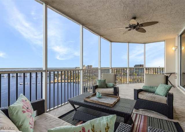Property at 2090 W First St #1606, Fort Myers, FL 33901, 3 beds, 2.5 baths