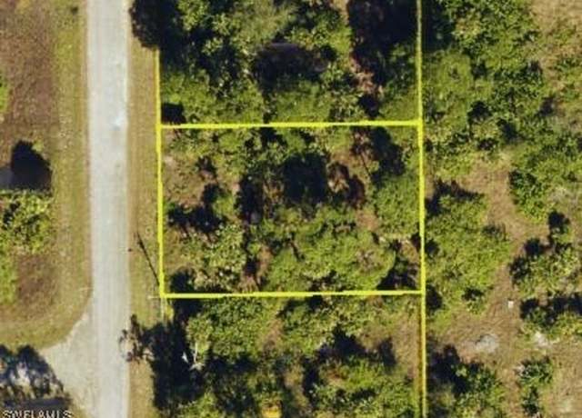 Property at 555 Naples Ave S, Lehigh Acres, FL 33974