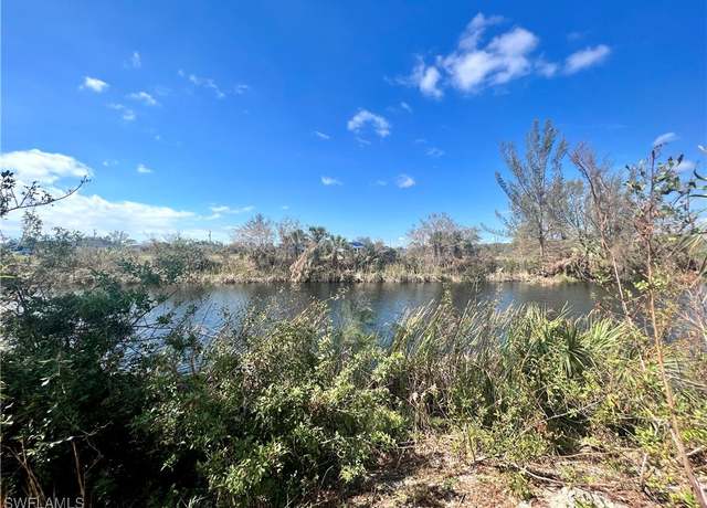 Property at 3024 NE 6th Ave, Cape Coral, FL 33909