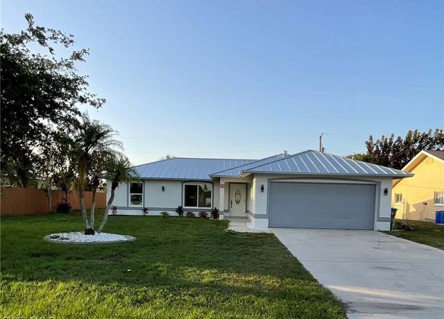 Property at 309 SE 8th St, Cape Coral, FL 33990, 3 beds, 2 baths
