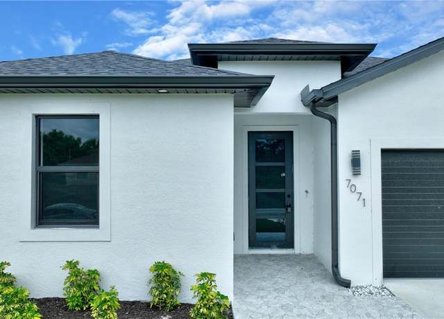 Property at 7071 Tide Cir, Labelle, FL 33935, 3 beds, 2 baths