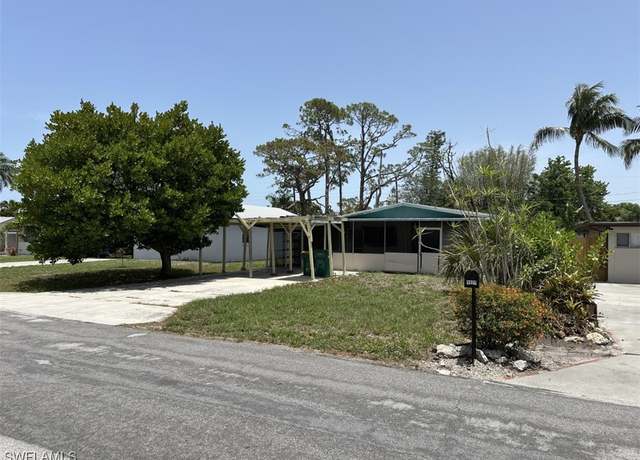 Property at 1115 Sperling Ave, Naples, FL 34103, 2 beds, 1 bath