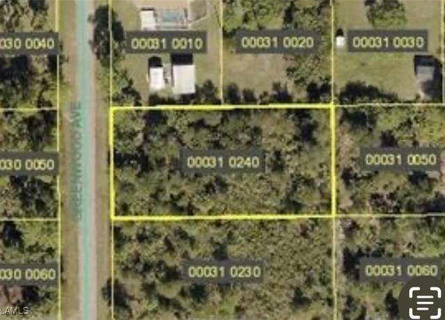 Property at 618 Greenwood Ave, Lehigh Acres, FL 33972