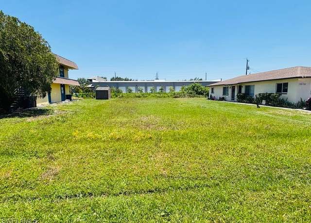 Property at 13347 1st St, Fort Myers, FL 33905