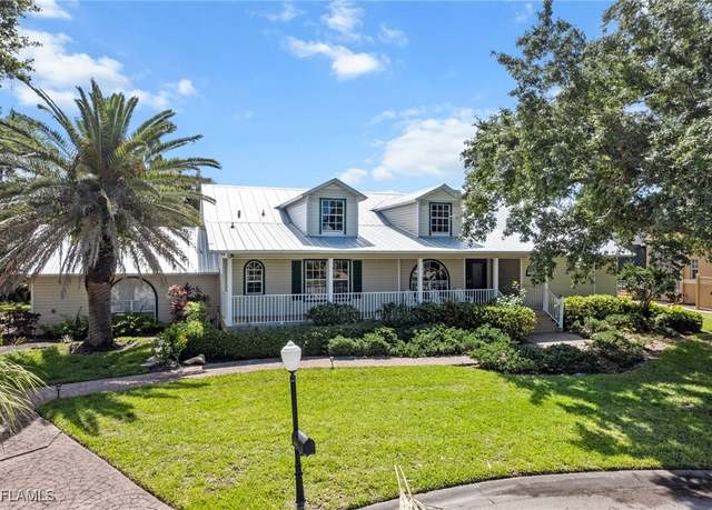 Property at 8625 S Lake Cir, Fort Myers, FL 33908, 3 beds, 3 baths