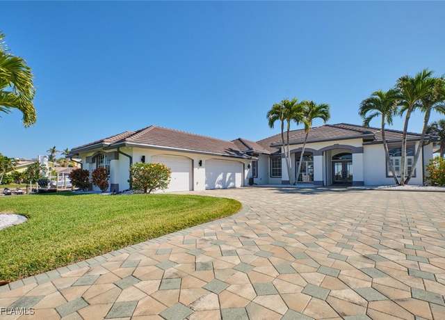 Property at 1685 Edith Esplanade, Cape Coral, FL 33904, 4 beds, 4 baths