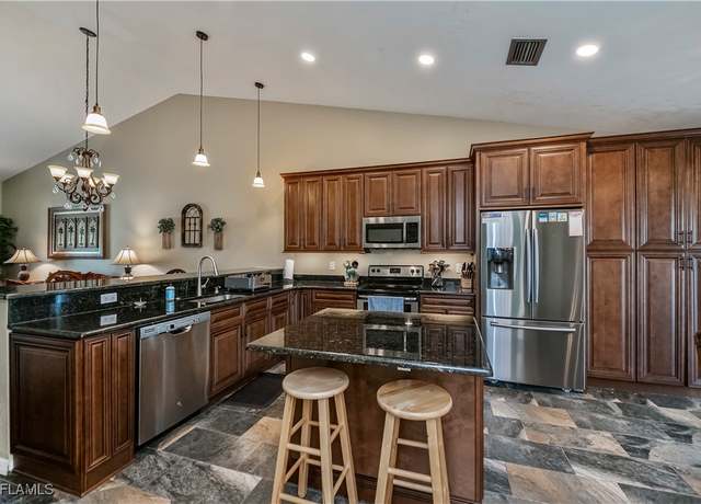 Property at 12090 Kelly Greens Blvd #119, Fort Myers, FL 33908, 2 beds, 2 baths