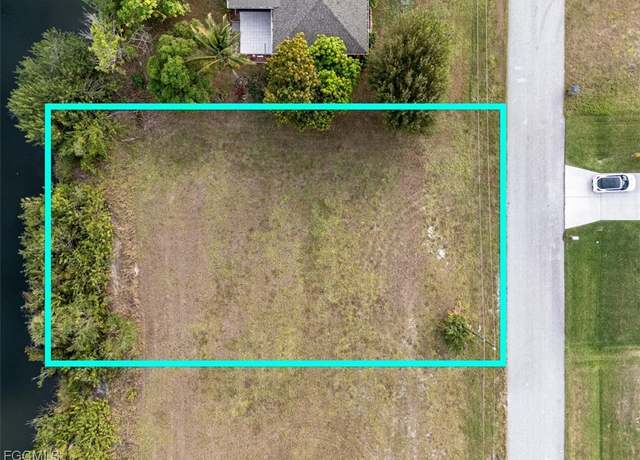 Property at 1923 NE 18th Pl, Cape Coral, FL 33909
