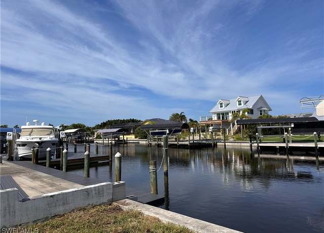 Property at 3099 Cussell Dr, St James City, FL 33956