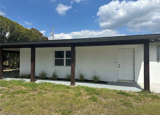 Property at 100 Wyoming Rd, Lehigh Acres, FL 33936, 3 beds, 2 baths