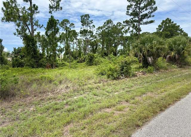 Property at 1244 Cordoba St E, Lehigh Acres, FL 33974